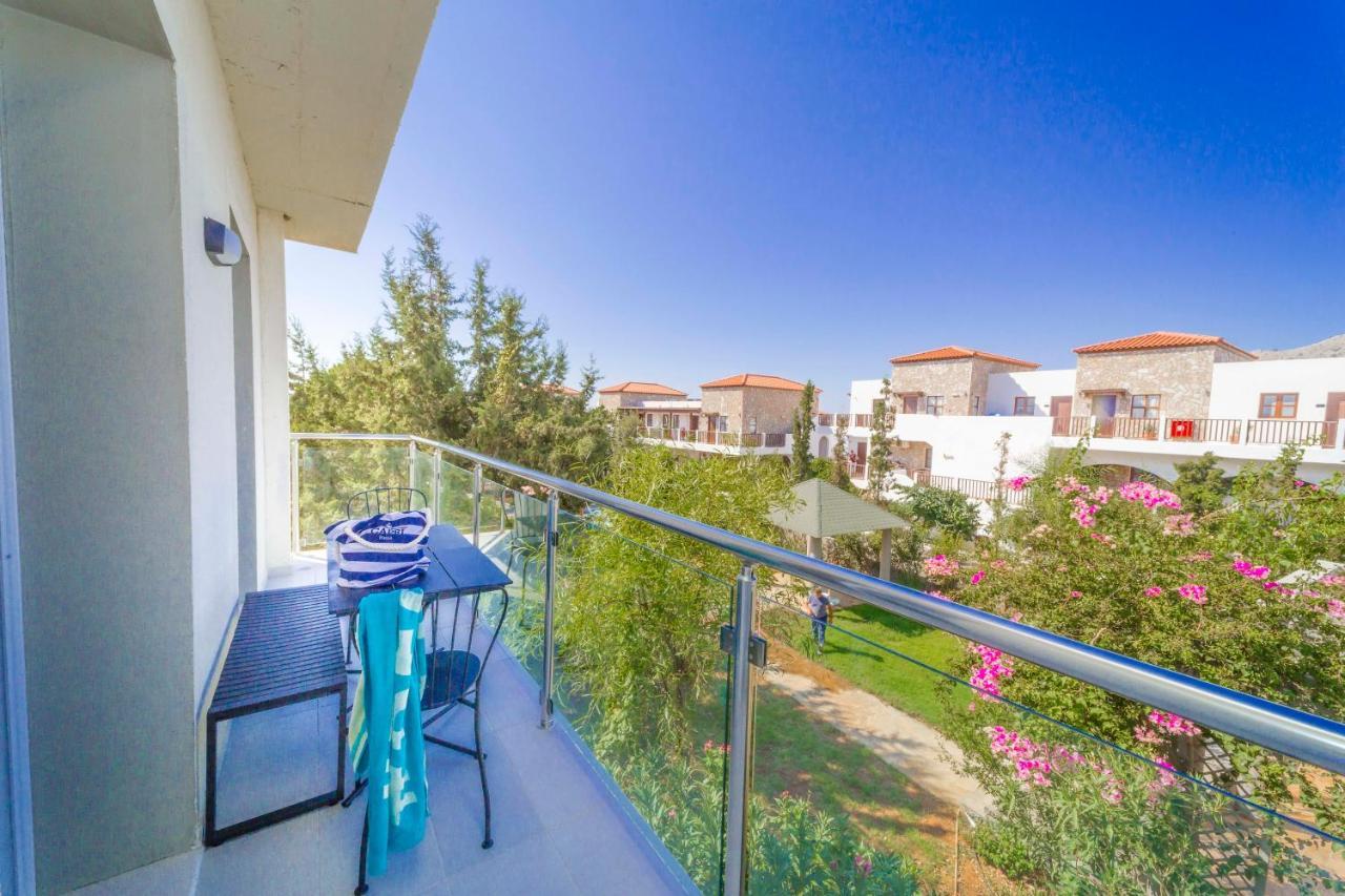 Amaryllis Front Beach Hotel Lardos Ngoại thất bức ảnh