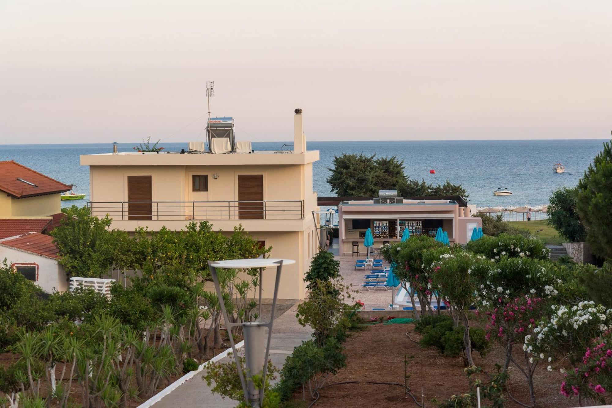 Amaryllis Front Beach Hotel Lardos Ngoại thất bức ảnh