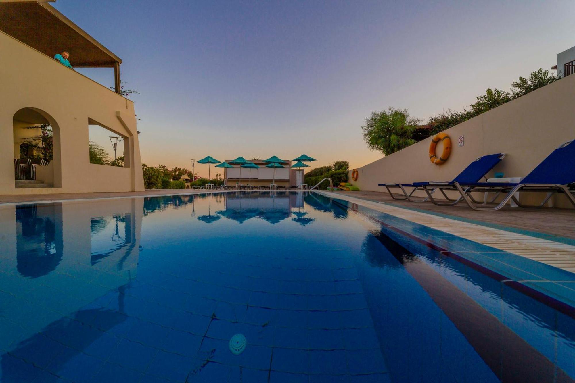 Amaryllis Front Beach Hotel Lardos Ngoại thất bức ảnh