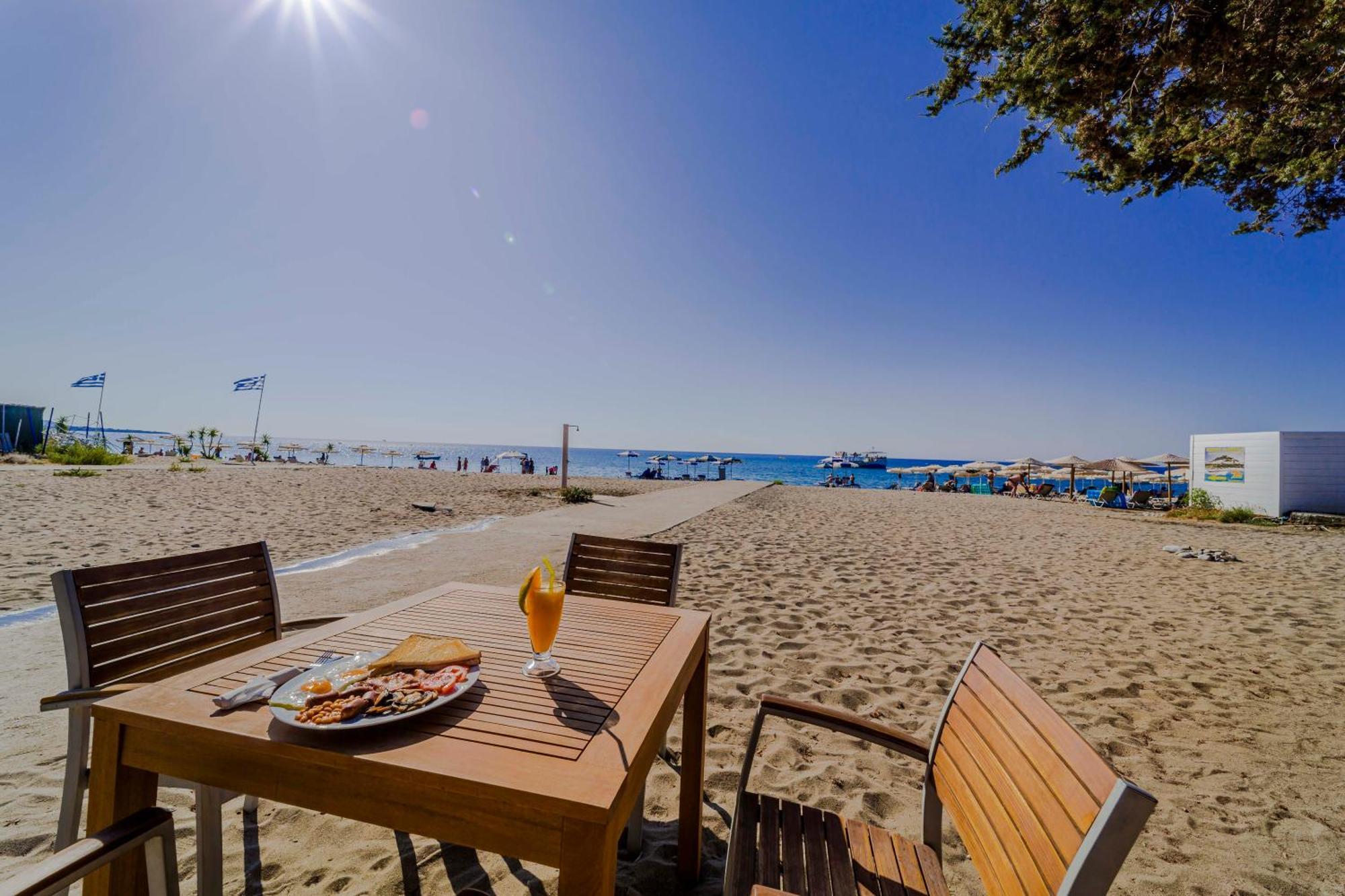 Amaryllis Front Beach Hotel Lardos Ngoại thất bức ảnh